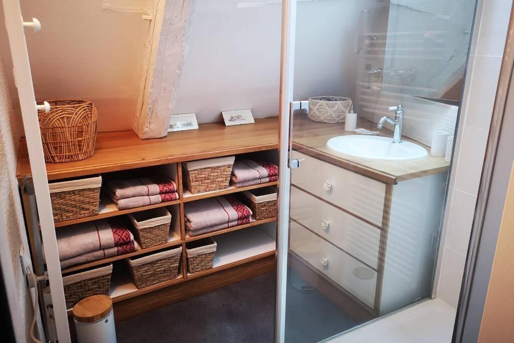 Aux 3 Maillets Apartment บัวร์ ภายนอก รูปภาพ