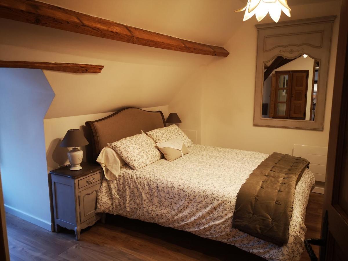 Aux 3 Maillets Apartment บัวร์ ภายนอก รูปภาพ